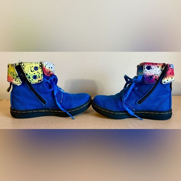Youth Dr. Martens Blue Canvas with Rainbow Splatter Sz US8 - Picture 3 of 8